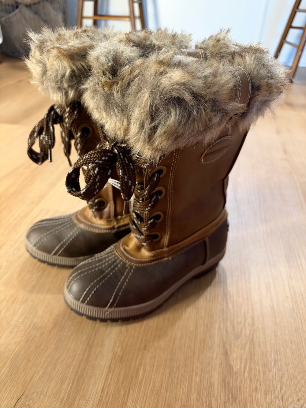 London Fog Brown Faux-Fur Trim Lace-Up Winter Boots